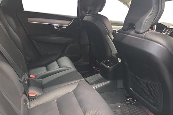 Volvo V90 18 of 22
