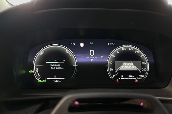 Toyota C-HR 14 of 15