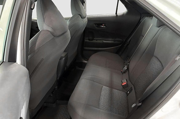 Toyota C-HR 9 of 15