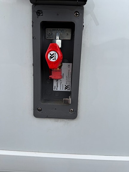 Bürstner Lyseo i 727 Automat, ALDE, Långbäddar, AC, Litiumbatteri 21 of 21
