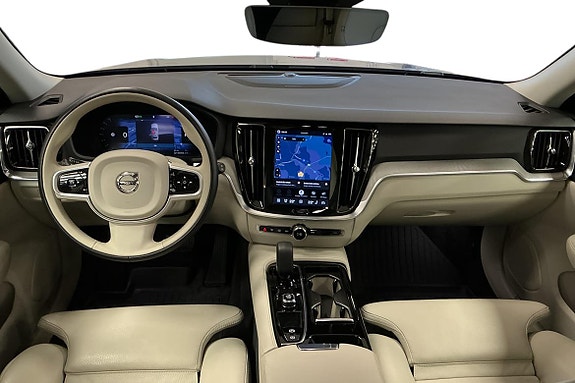 Volvo V60 13 of 29