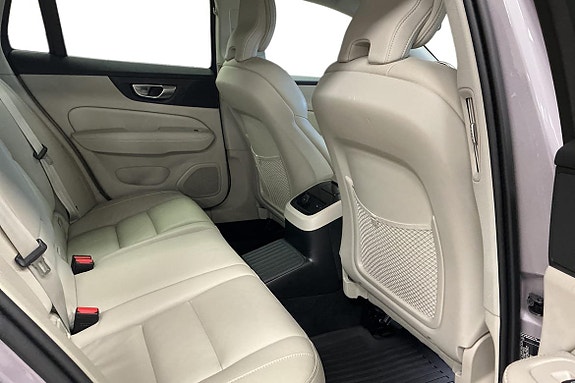 Volvo V60 21 of 29