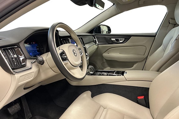 Volvo V60 12 of 29