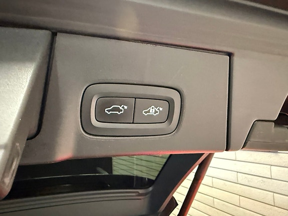 Volvo V90 10 of 17