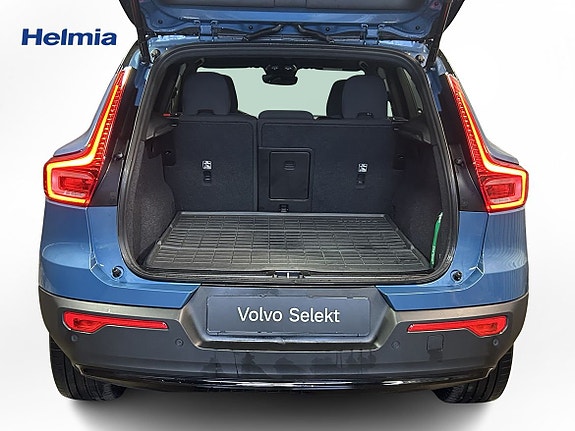 Volvo EX40 12 of 15