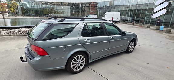 Saab 9-5 4 of 5