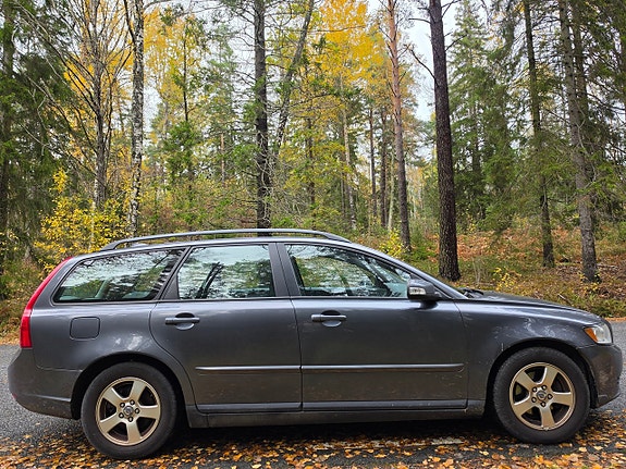 Volvo V50 7 of 15