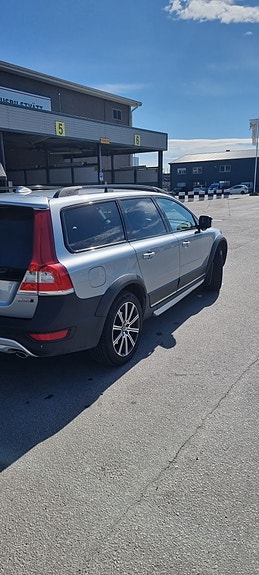 Volvo XC70 6 of 6