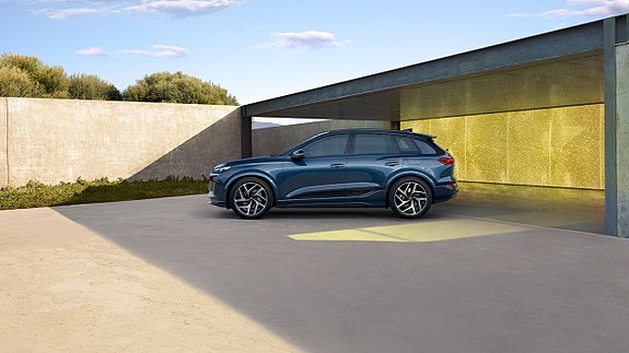 Audi Q6 e-tron 2 of 3