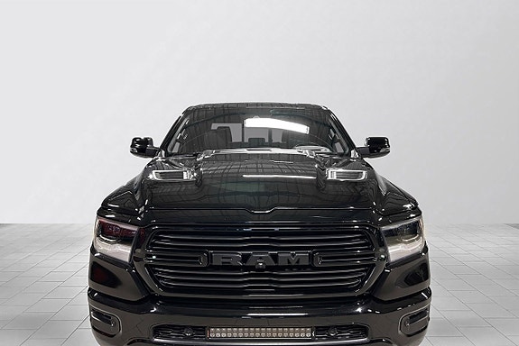 Dodge RAM 1500 13 of 30