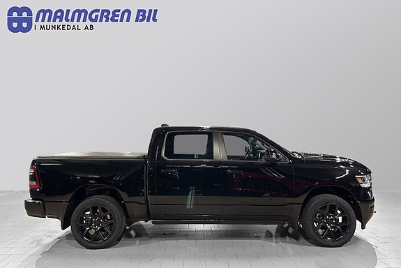 Dodge RAM 1500 2 of 30