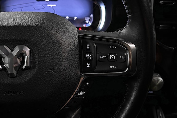 Dodge RAM 1500 23 of 30