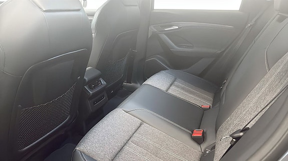 Audi Q6 e-tron 11 of 25