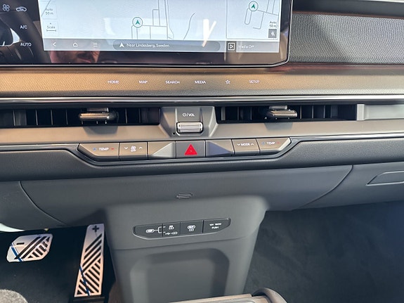 Kia EV9 13 of 16