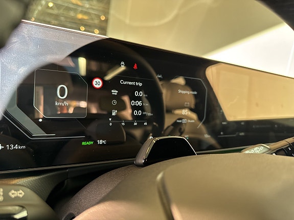 Kia EV9 10 of 16