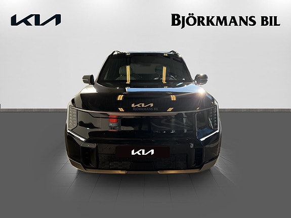 Kia EV9 2 of 16