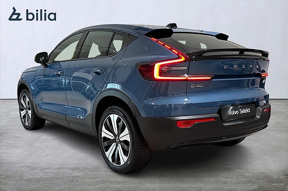Volvo C40 2 of 21