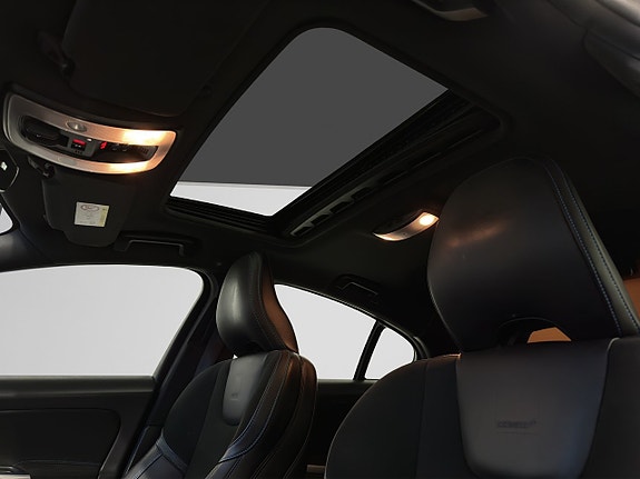 Volvo S60 10 of 26