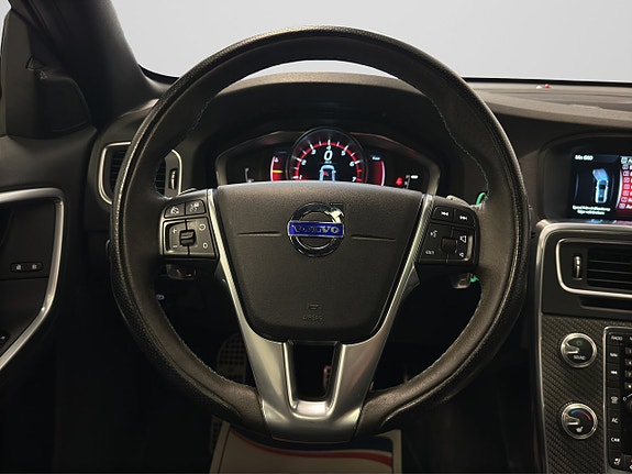 Volvo S60 15 of 26