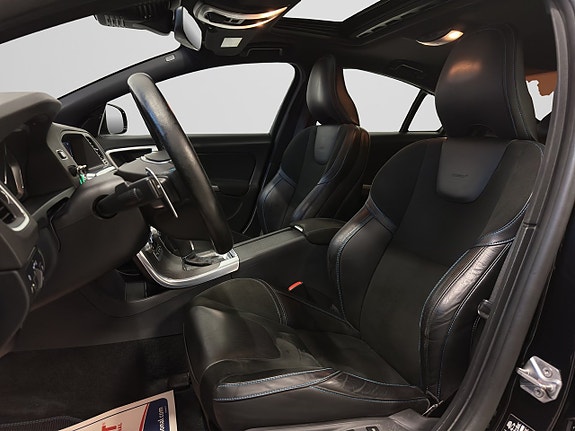 Volvo S60 8 of 26