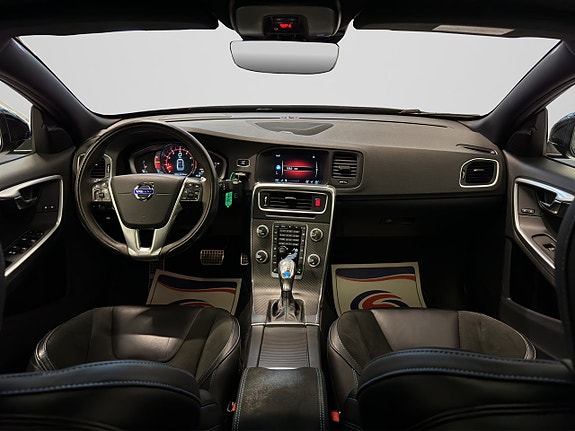 Volvo S60 14 of 26