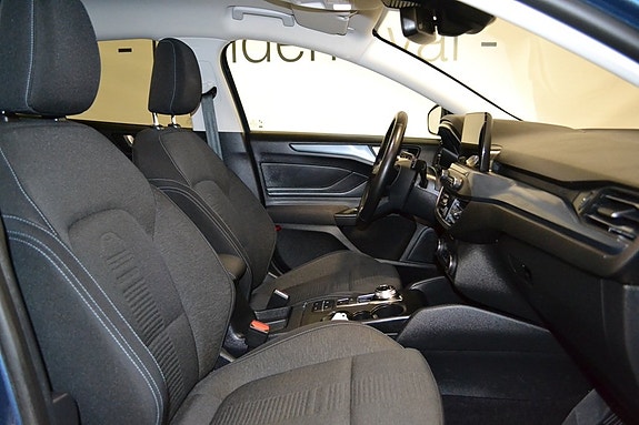 Ford Focus 8 of 10