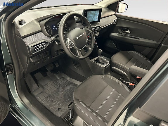 Dacia Sandero 7 of 8