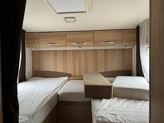 Chausson FLASH 24 Långbäddar & Taksäng 16 of 20