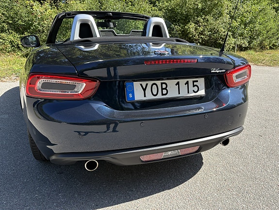 Fiat 124 Spider 6 of 12