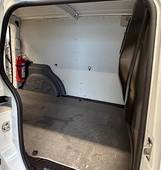 Renault Kangoo Express Maxi 6 of 15