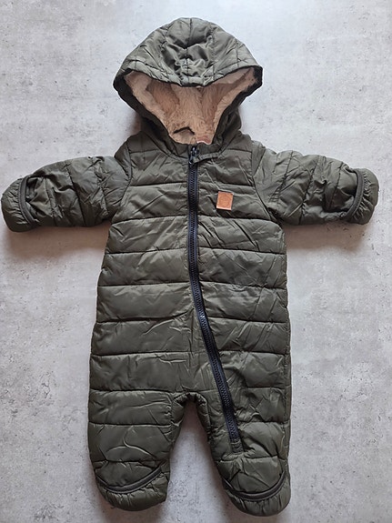 Product image 1 of 3