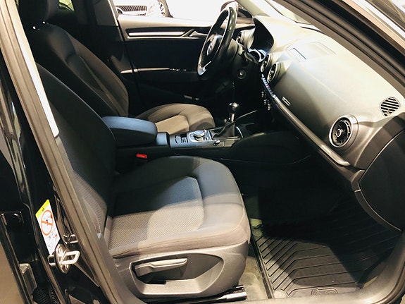 Audi A3 5 of 9