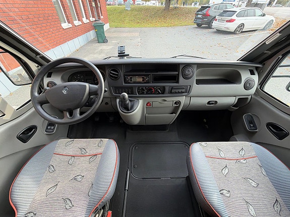Bürstner Delfin T 695 10 of 13