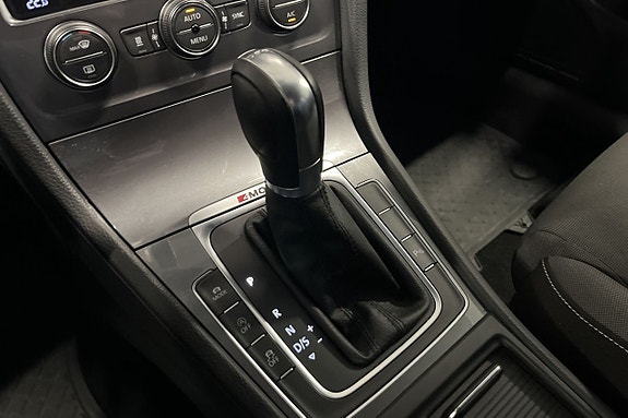Volkswagen Golf Alltrack 20 of 21