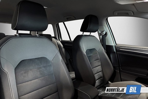 Volkswagen Golf Alltrack 12 of 21