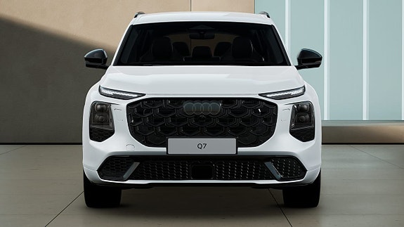 Audi Q7 4 of 11