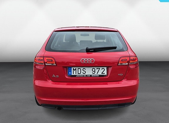 Audi A3 8 of 14