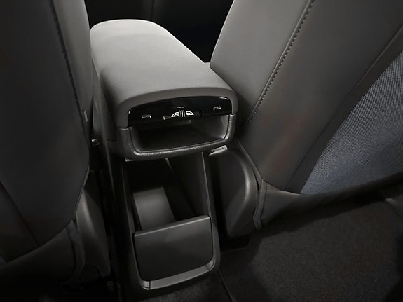 Volvo EX30 10 of 16