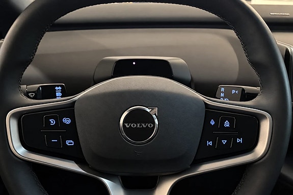 Volvo EX30 11 of 19