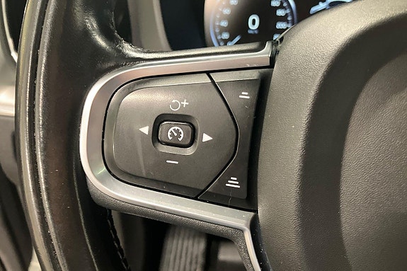 Volvo XC60 28 of 30