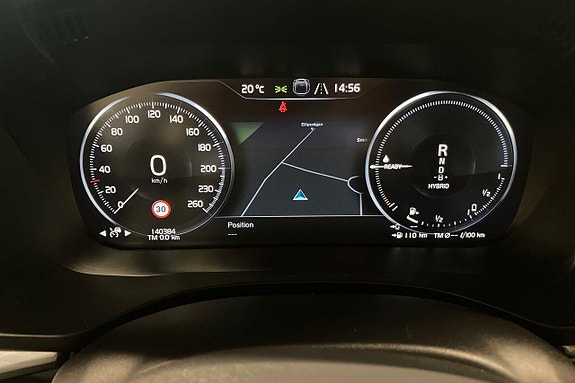 Volvo XC60 16 of 30