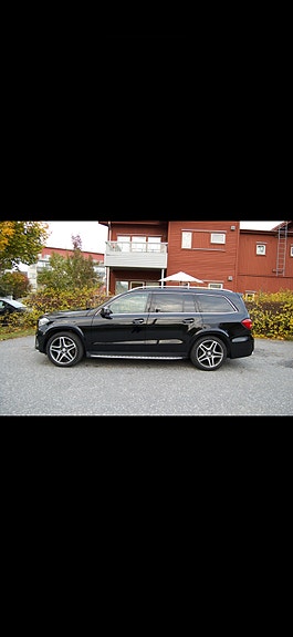 Mercedes-Benz GLS350 d 3 of 11