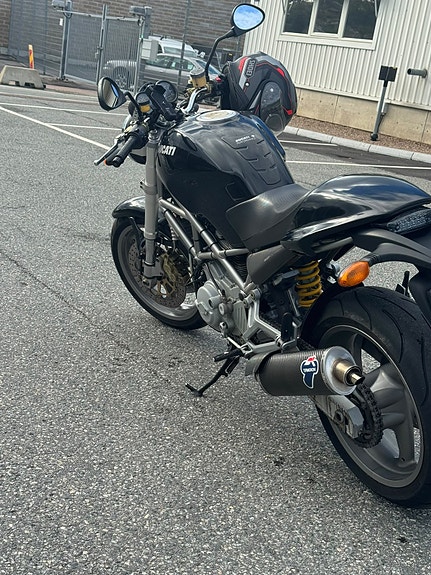 Ducati MONSTER 1000 I.E 6 of 7