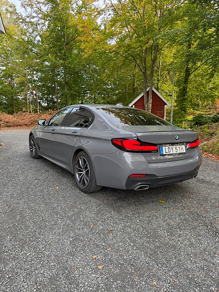 BMW 520d 2 of 6