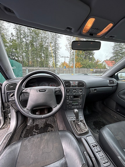 Volvo S40 3 of 6