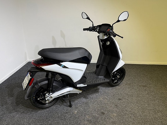 Piaggio 1+ EU-moped klass 1 3 of 6