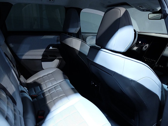 Citroen C5 Aircross 8 of 11