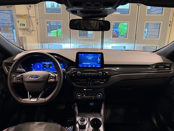 Ford Kuga 5 of 30