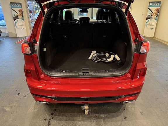 Ford Kuga 28 of 30