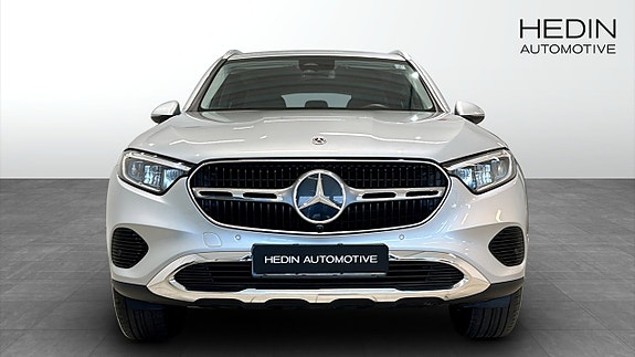 Mercedes-Benz GLC 300 e 3 of 13